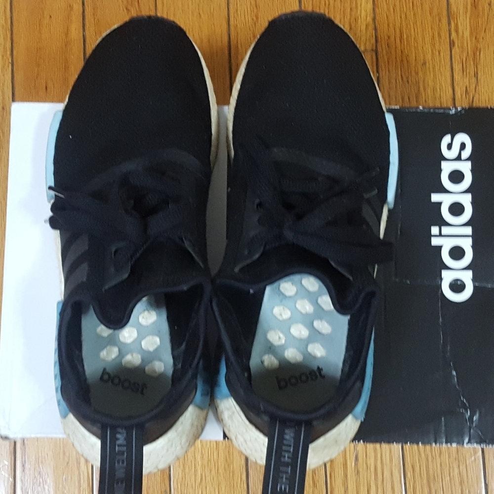 ADIDAS NMD R1 - Picture 4 of 7